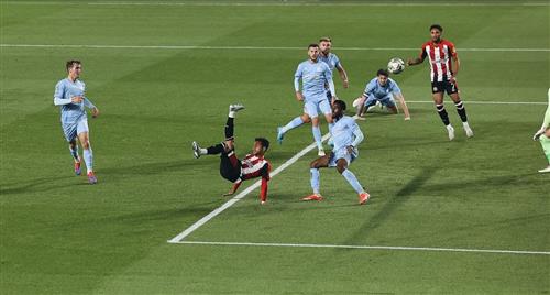 布伦特福德 vs 莱顿东方