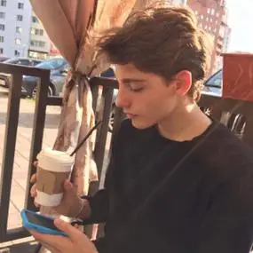 6686体育钻石作者Uriah