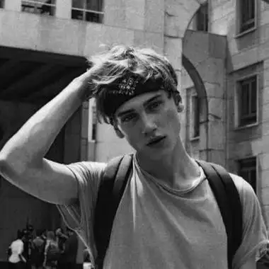 6686体育金牌作者Alden